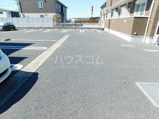 15/22 駐車場