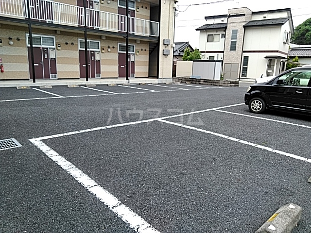22/30 駐車場