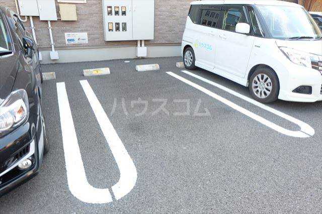 2/10 駐車場