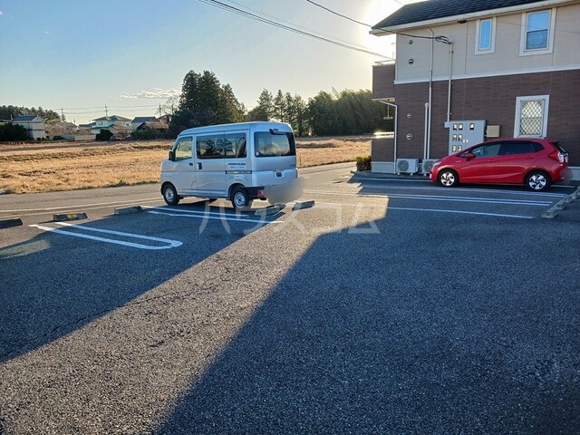 15/23 駐車場