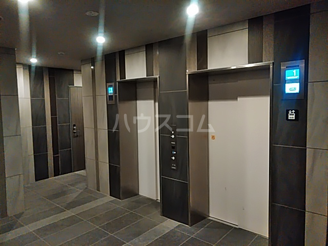 15/25 エントランス