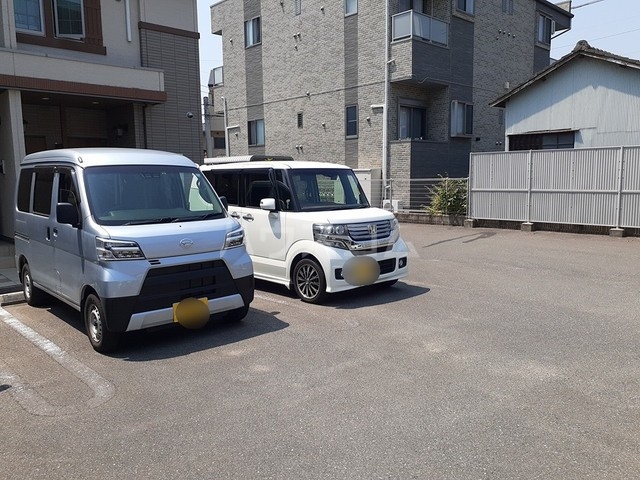 2/8 駐車場