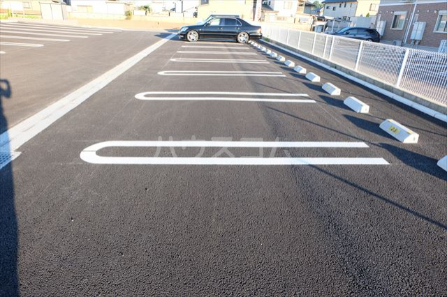 22/30 駐車場