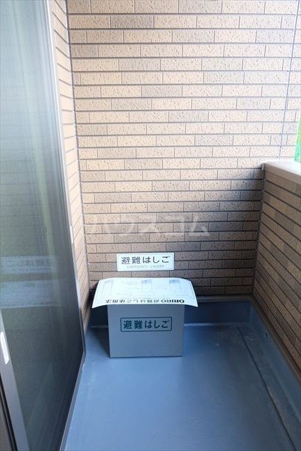 15/28 バルコニー