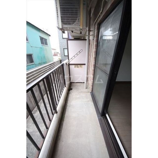 20/30 バルコニー