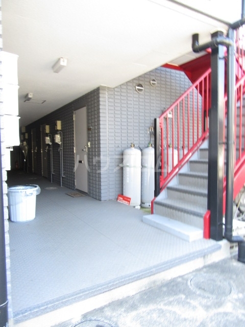 15/22 エントランス
