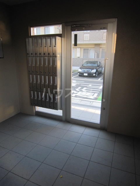 2/10 エントランス