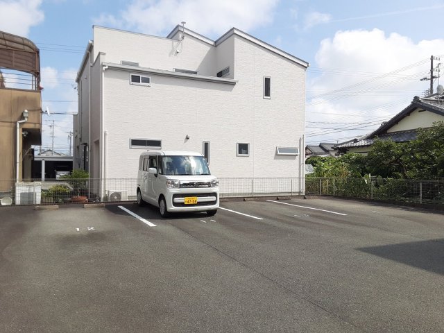 24/28 駐車場