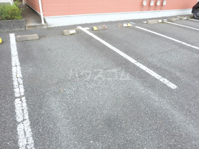 21/27 駐車場