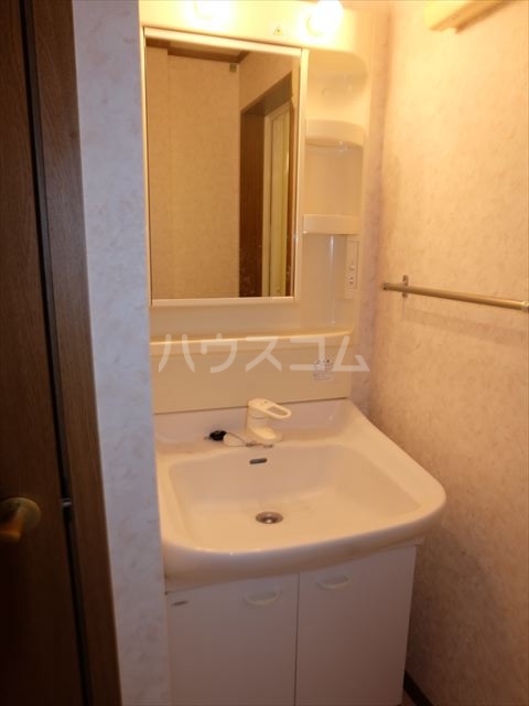 13/27 洗面