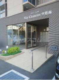 18/24 エントランス