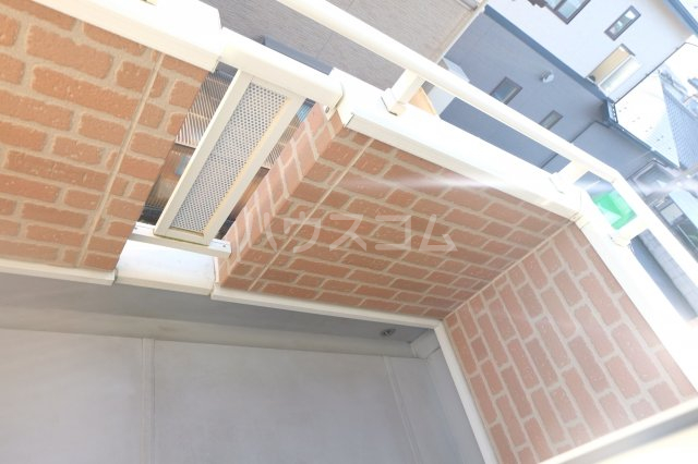 20/30 バルコニー