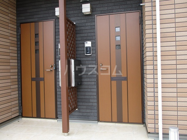 13/20 エントランス