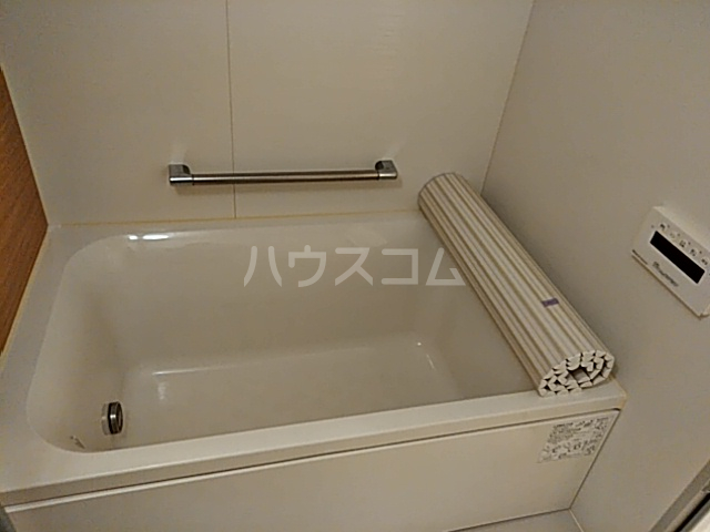 16/30 浴室