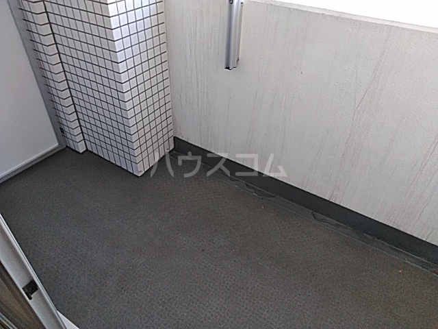 21/30 バルコニー