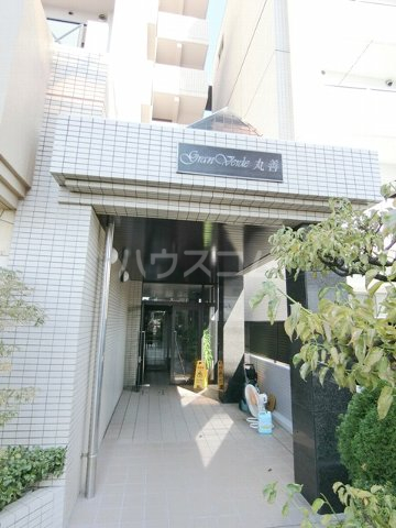 21/24 エントランス