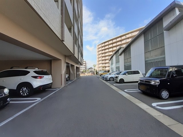 15/21 駐車場