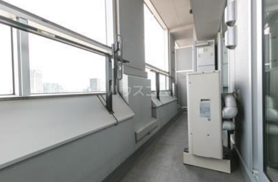 13/28 バルコニー