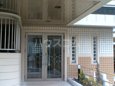 21/27 エントランス