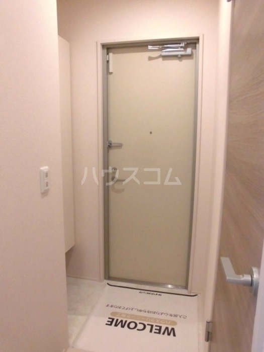18/30 玄関