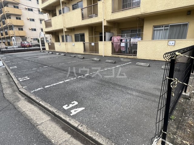21/30 駐車場