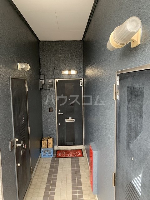 14/16 エントランス