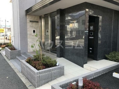 16/24 エントランス