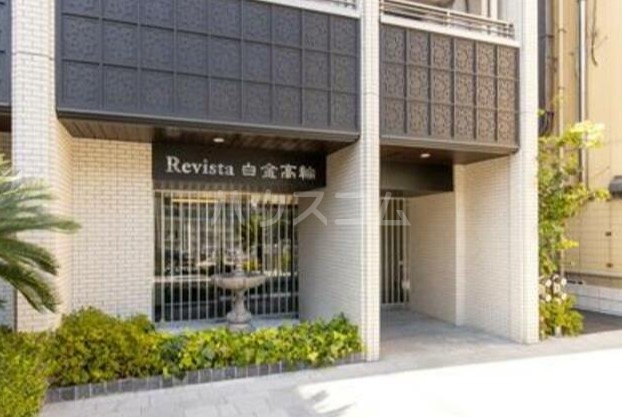 19/22 エントランス