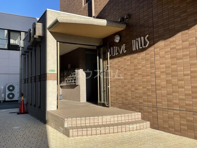 19/20 エントランス