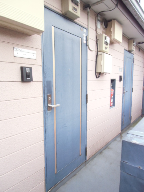 15/16 エントランス