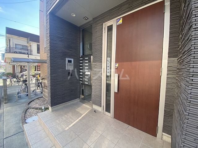 29/30 エントランス