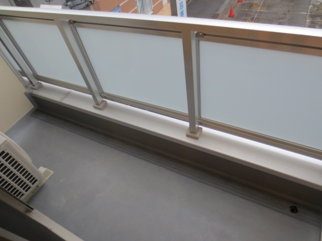 23/30 バルコニー