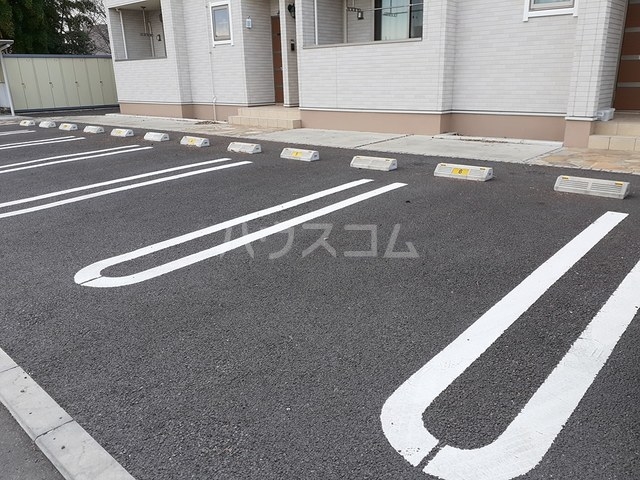 14/20 駐車場