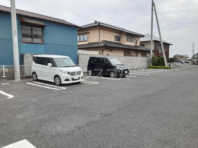 16/22 駐車場