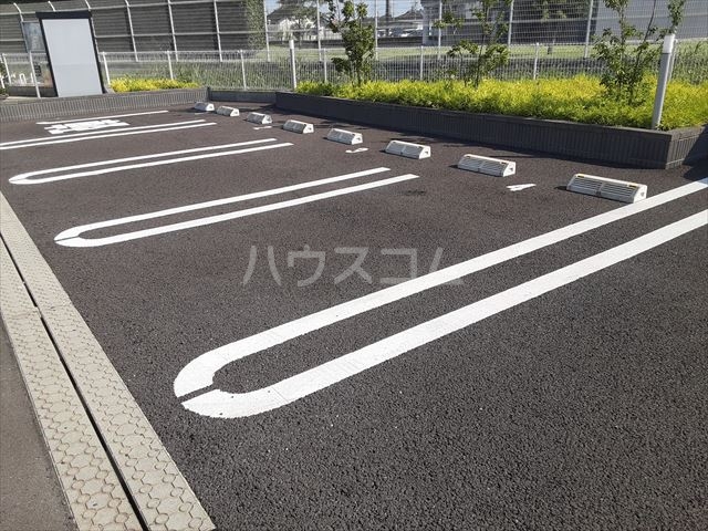 21/27 駐車場