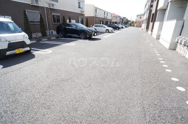 14/20 駐車場
