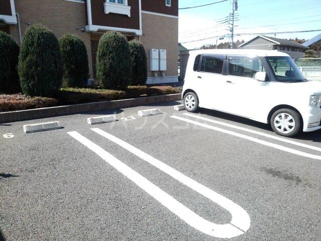 14/20 駐車場