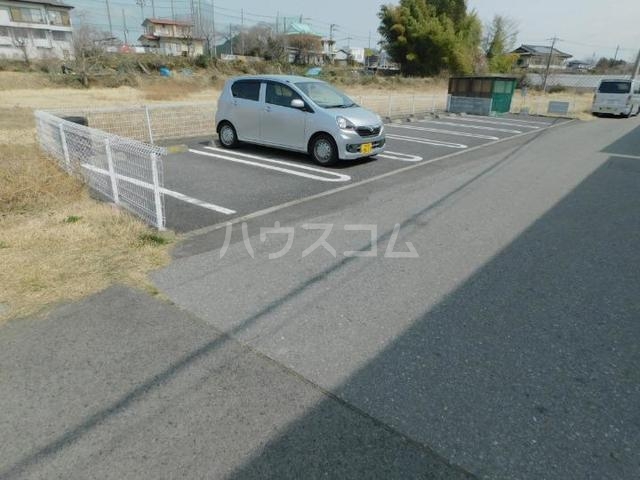 3/10 駐車場