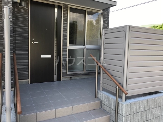 3/4 エントランス