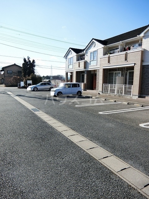14/20 駐車場