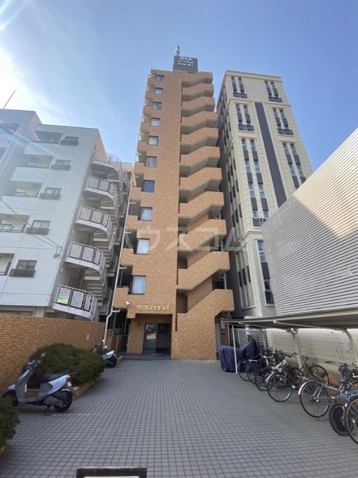 2/8 外観