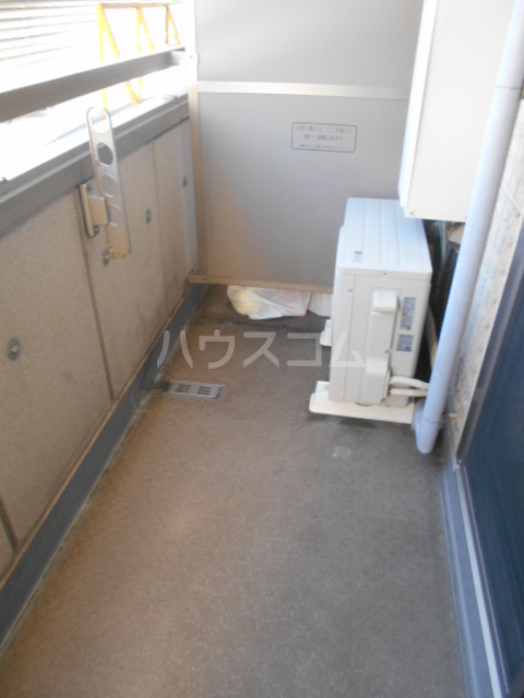 15/28 バルコニー