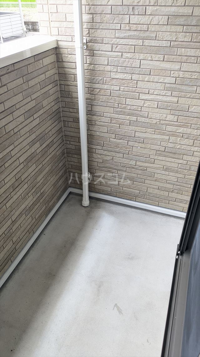 17/28 バルコニー