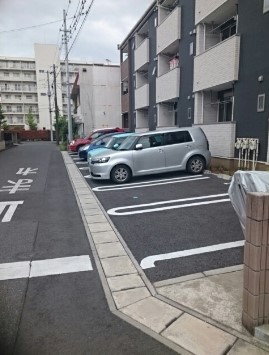 20/30 駐車場