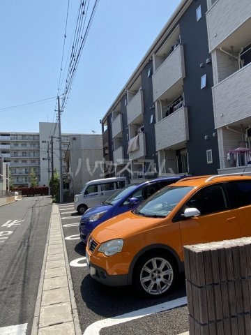 26/30 駐車場