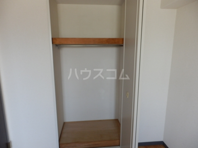 13/30 収納