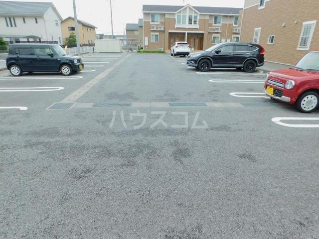 14/22 駐車場