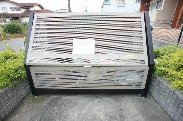 22/29 エントランス