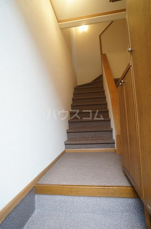 16/22 エントランス