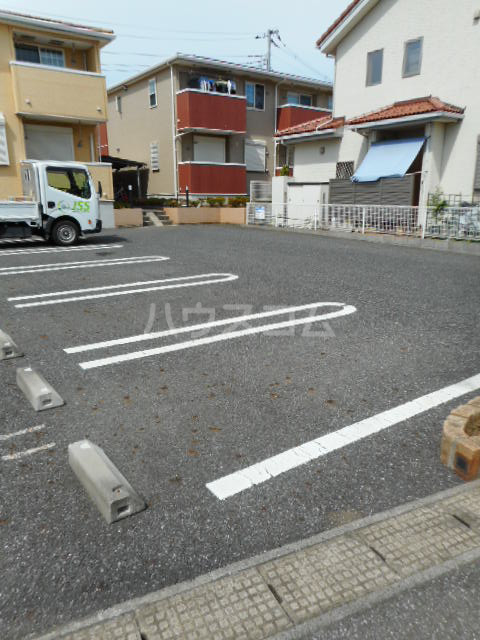 21/27 駐車場